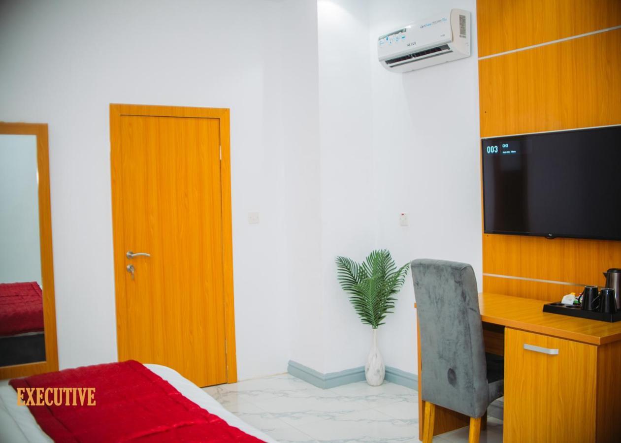 Dominance Events And Suites Ibadan Exterior foto